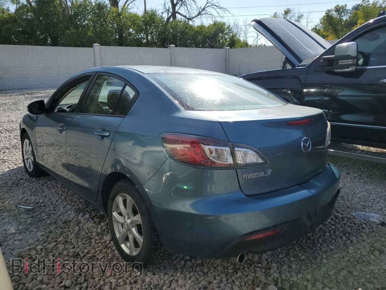 2011 MAZDA 3 - VIN: JM1BL1VF5B1455488 - Фото 2