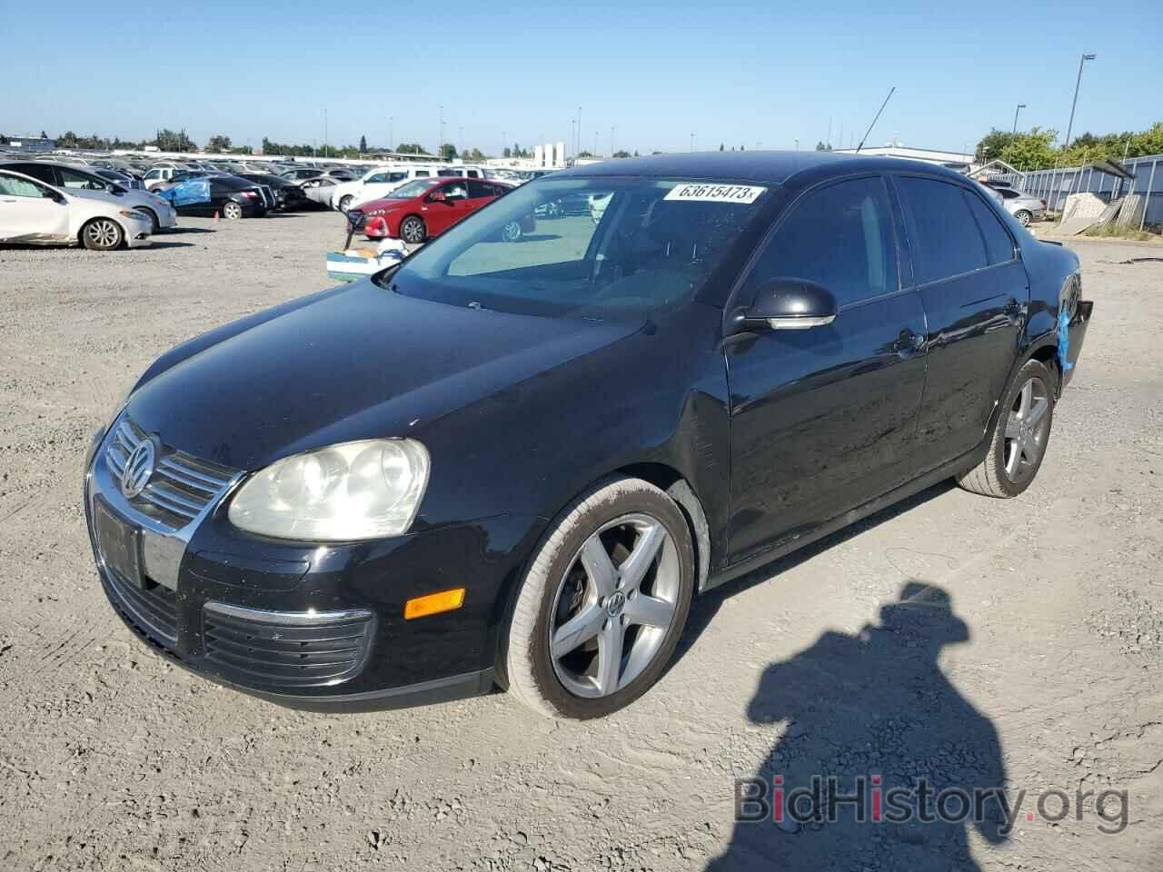 Photo 3VWAZ7AJ7AM100070 - VOLKSWAGEN JETTA 2010