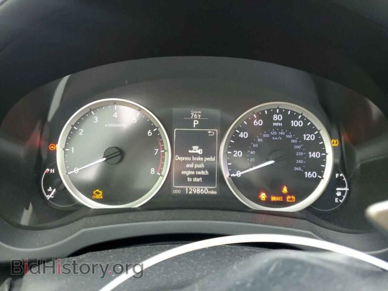 2014 Lexus IS (VIN JTHCF1D25E5010335) — фото 9 из 12