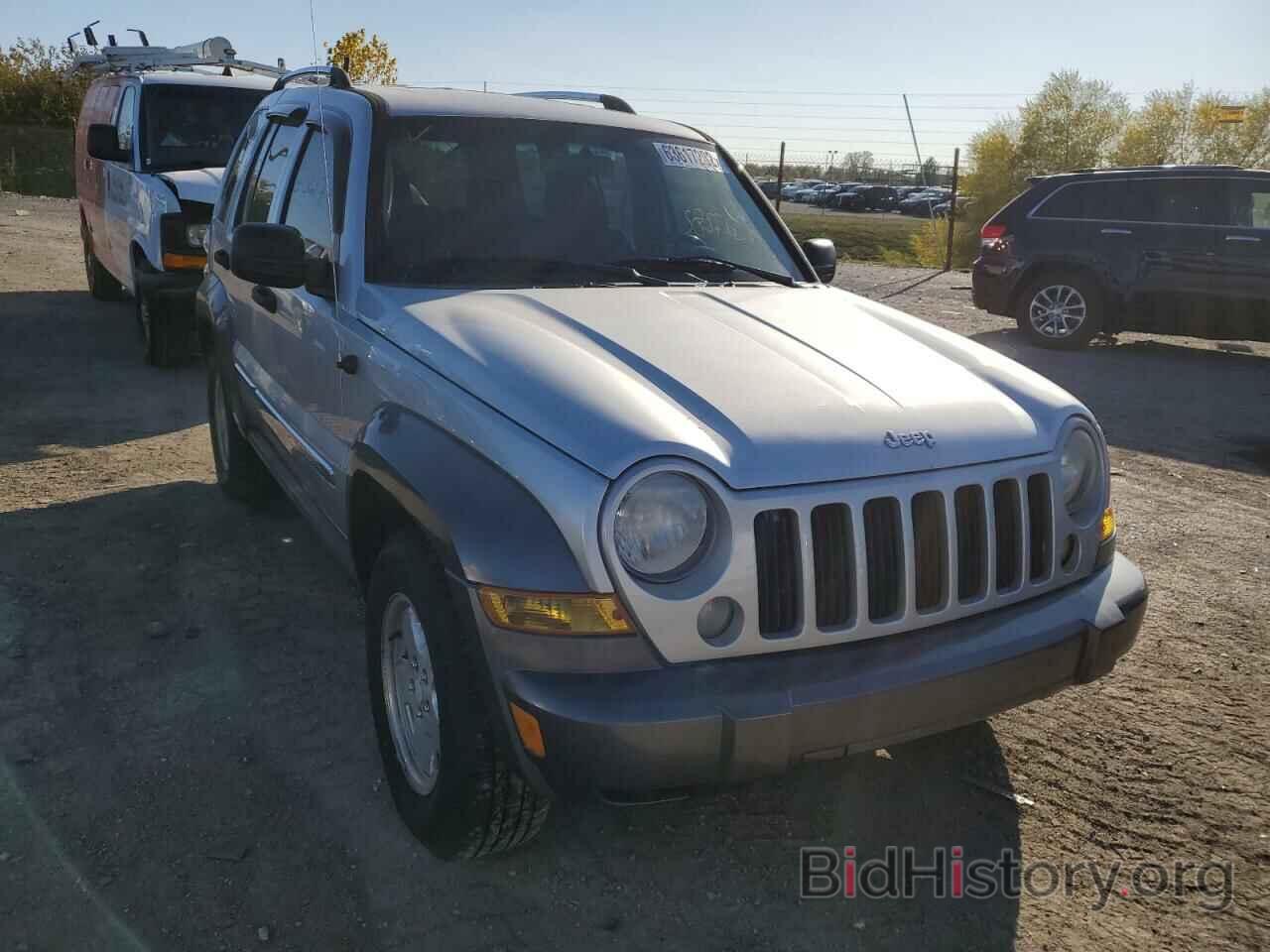 Photo 1J4GL48K66W167255 - JEEP LIBERTY 2006