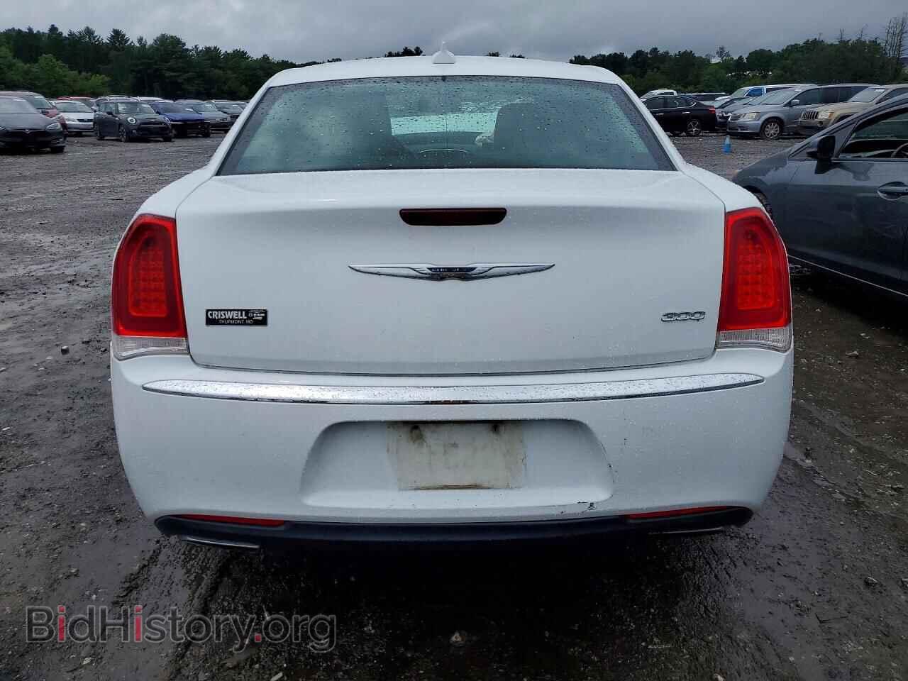 2017 CHRYSLER 300 - VIN: 2C3CCAAG4HH626880 - Фото 6