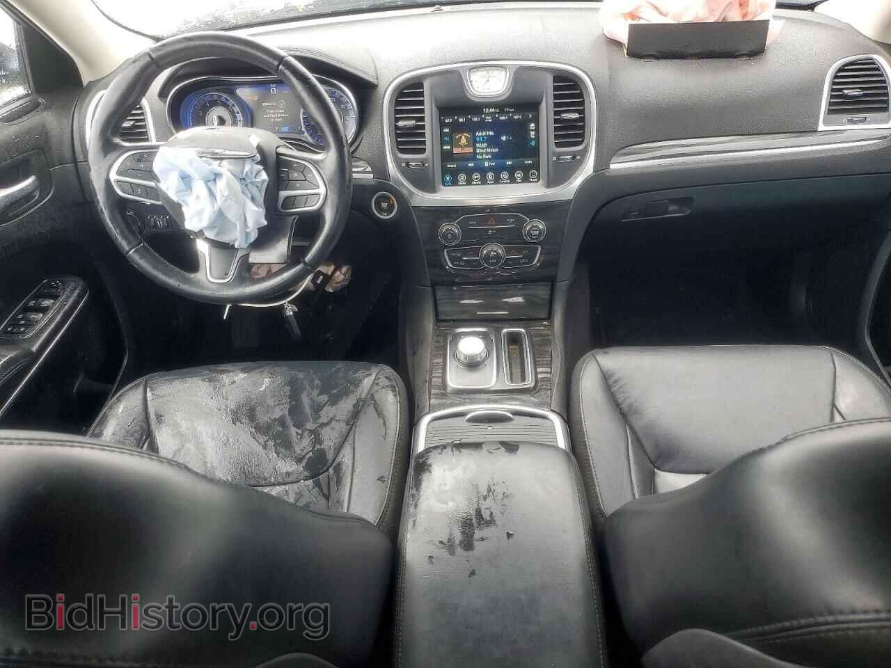 2017 CHRYSLER 300 - VIN: 2C3CCAAG4HH626880 - Фото 8