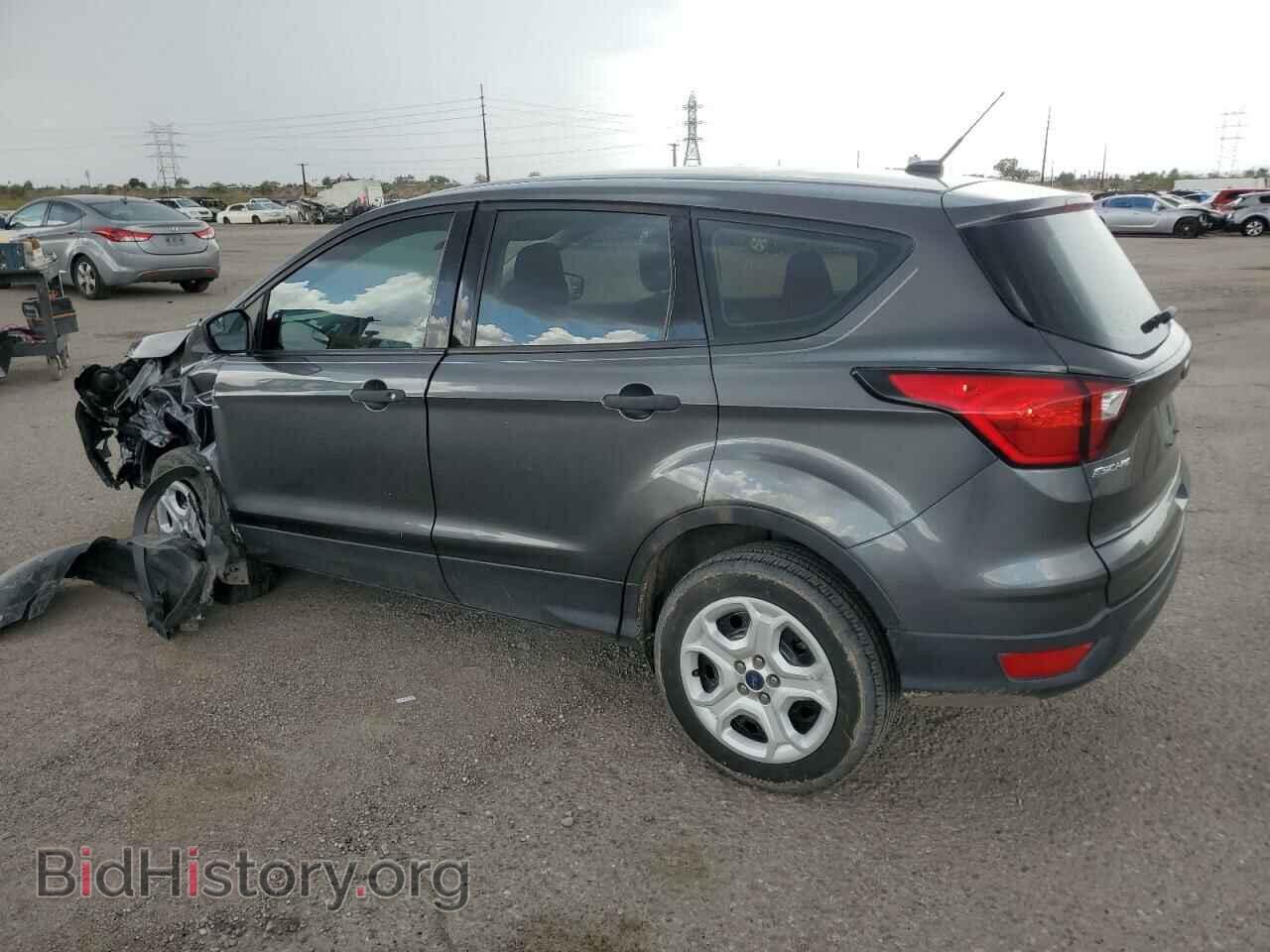2019 FORD ESCAPE - VIN: 1FMCU0F72KUB79591 - Фото 2