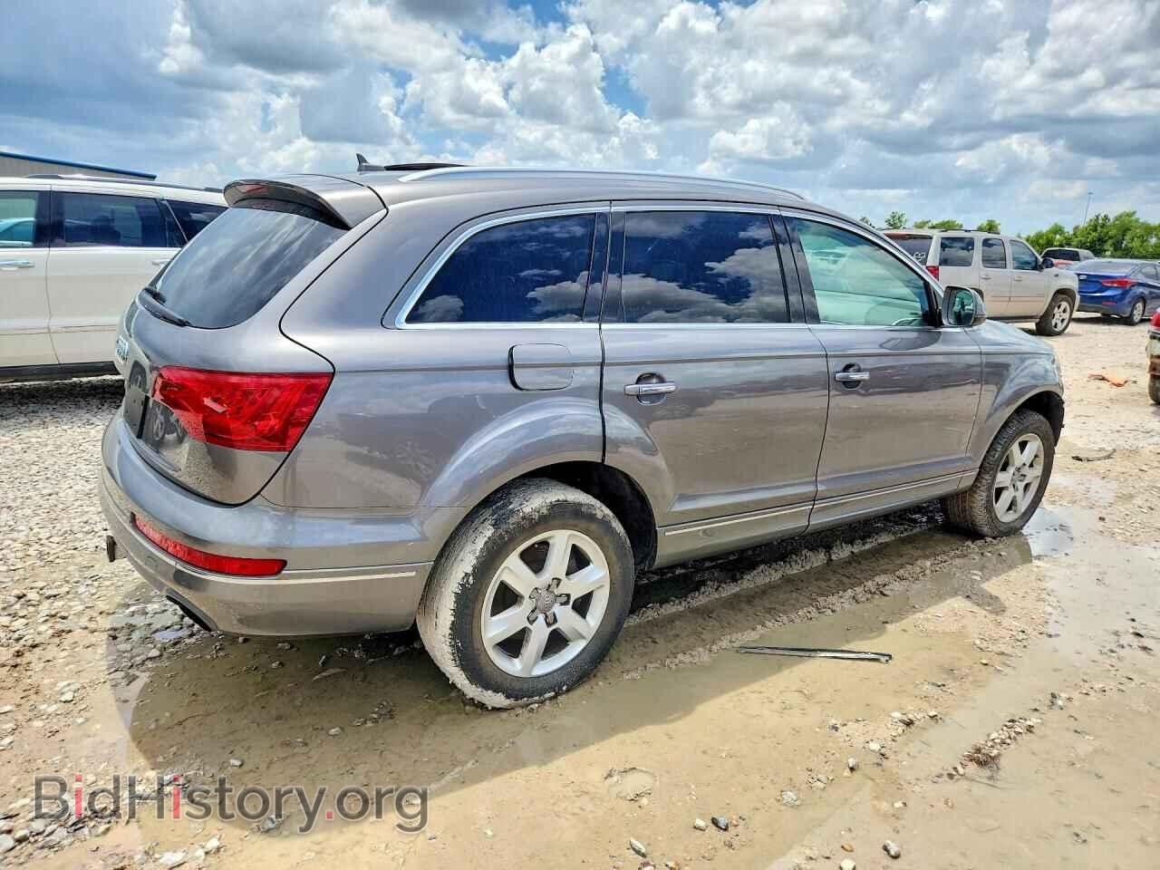 2011 Audi Q7 (VIN WA1LGAFE0BD010308) — photo 3 of 13
