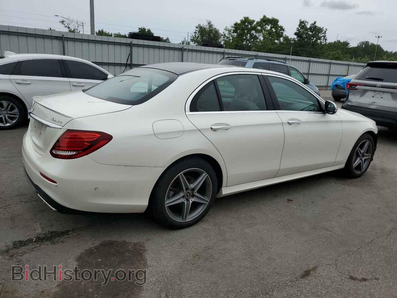 2019 MERCEDES-BENZ E-CLASS - VIN: WDDZF4KB3KA590595 - Фото 3