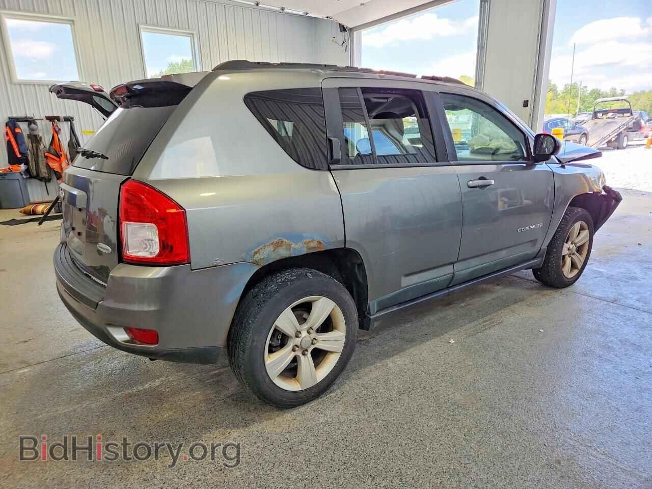2011 JEEP COMPASS - VIN: 1J4NF1FB1BD244443 - Photo 3