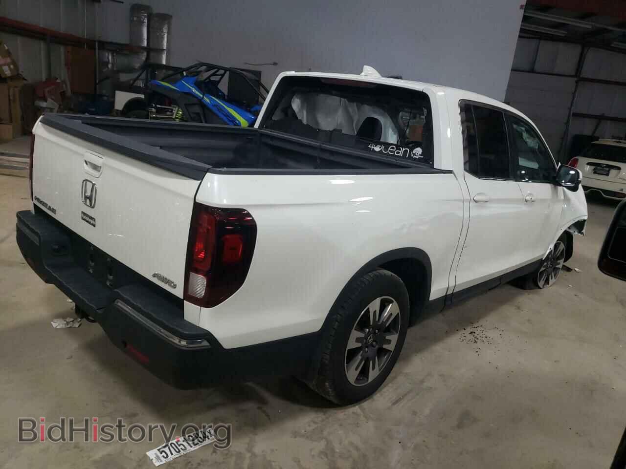 2019 HONDA RIDGELINE - VIN: 5FPYK3F64KB007989 - Фото 3