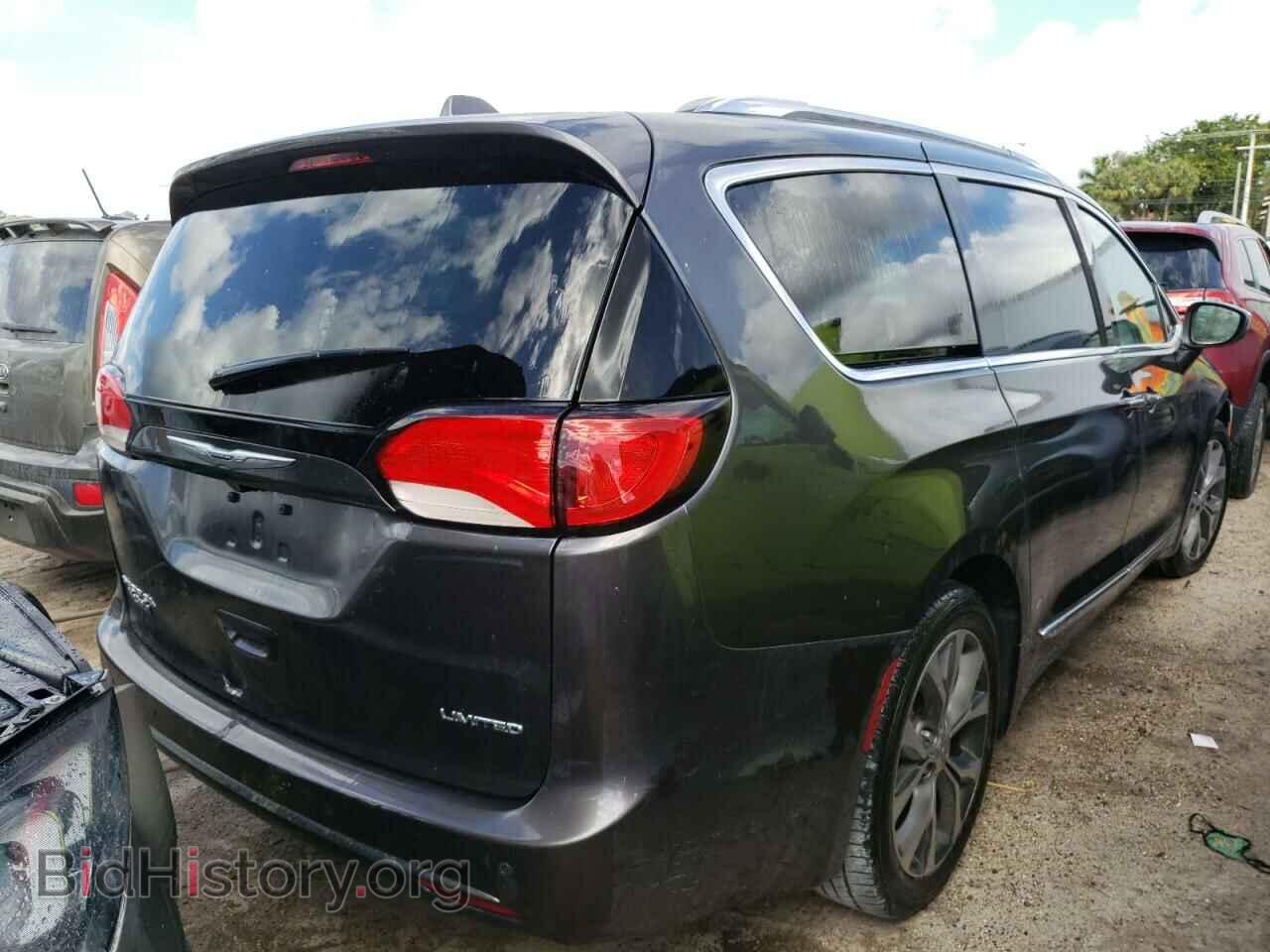 2017 CHRYSLER PACIFICA - VIN: 2C4RC1GG9HR628065 - Фото 4