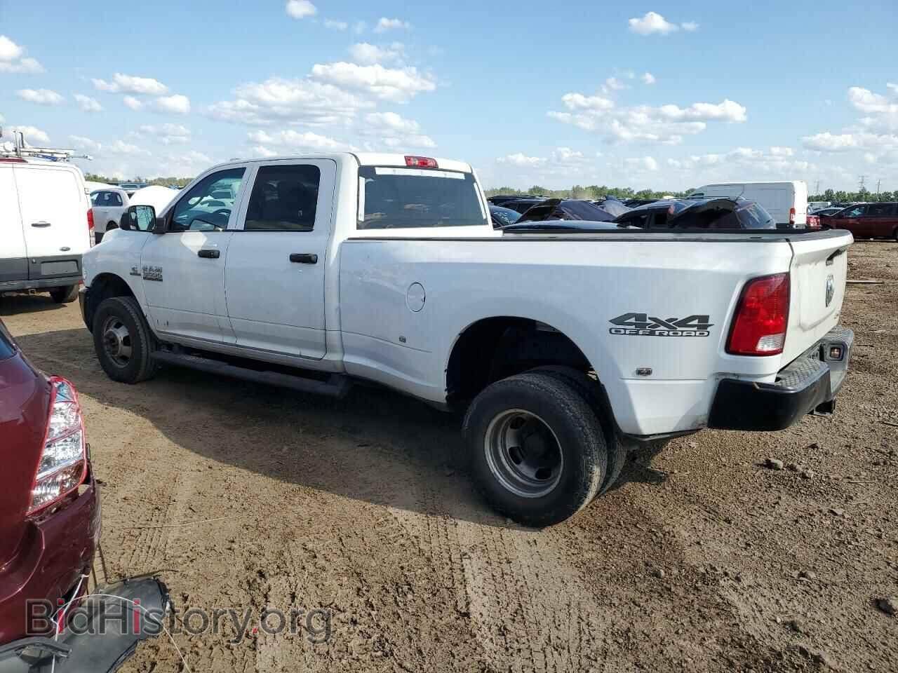 2018 RAM All Models - VIN: 3C63RRGL8JG422402 - Фото 2