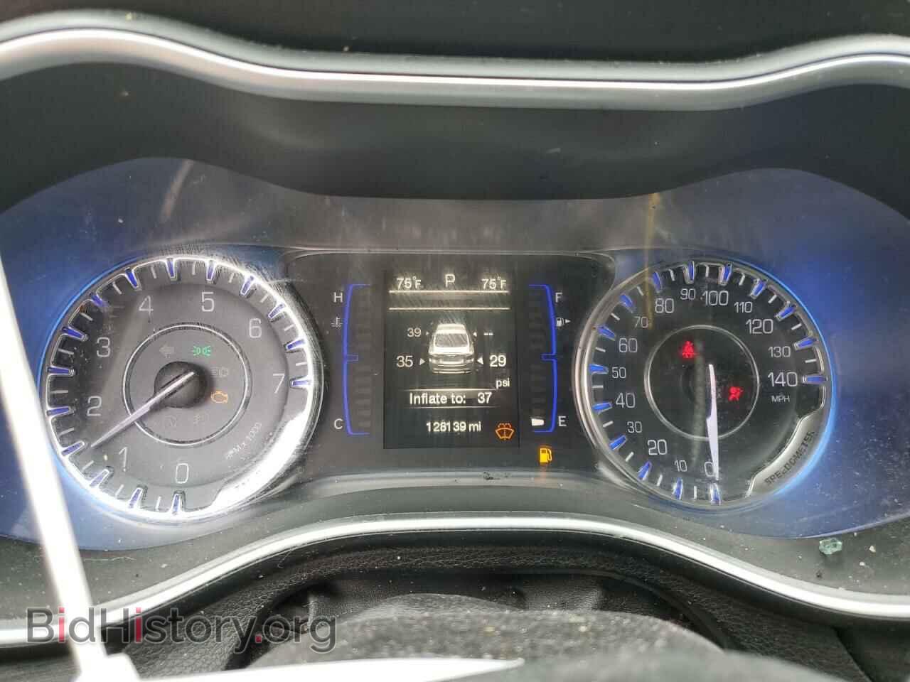 2015 CHRYSLER 200 - VIN: 1C3CCCAB1FN640255 - Фото 9