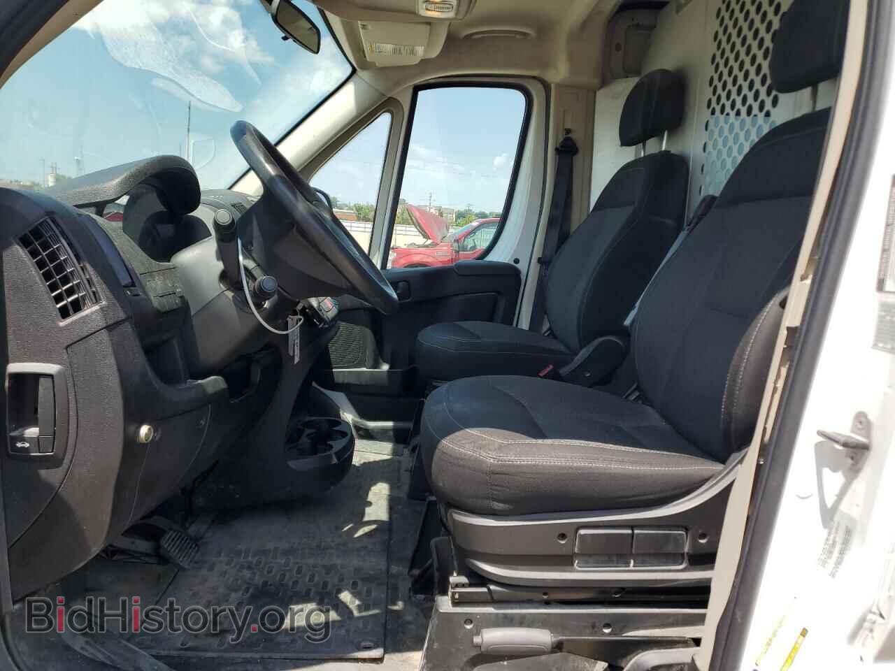 2016 RAM All Models - VIN: 3C6URVHG0GE107550 - Фото 7