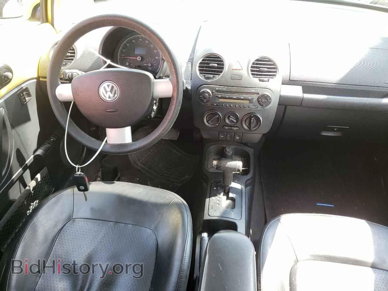 2010 VOLKSWAGEN BEETLE - VIN: 3VWPG3AG7AM009605 - Фото 8