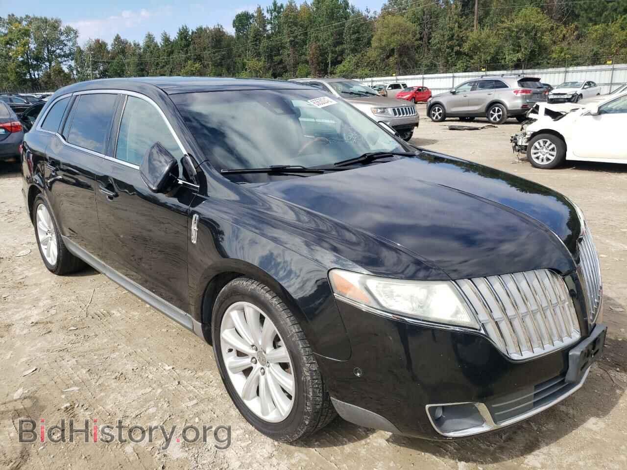 Photo 2LMHJ5AT2ABJ04477 - LINCOLN MKT 2010