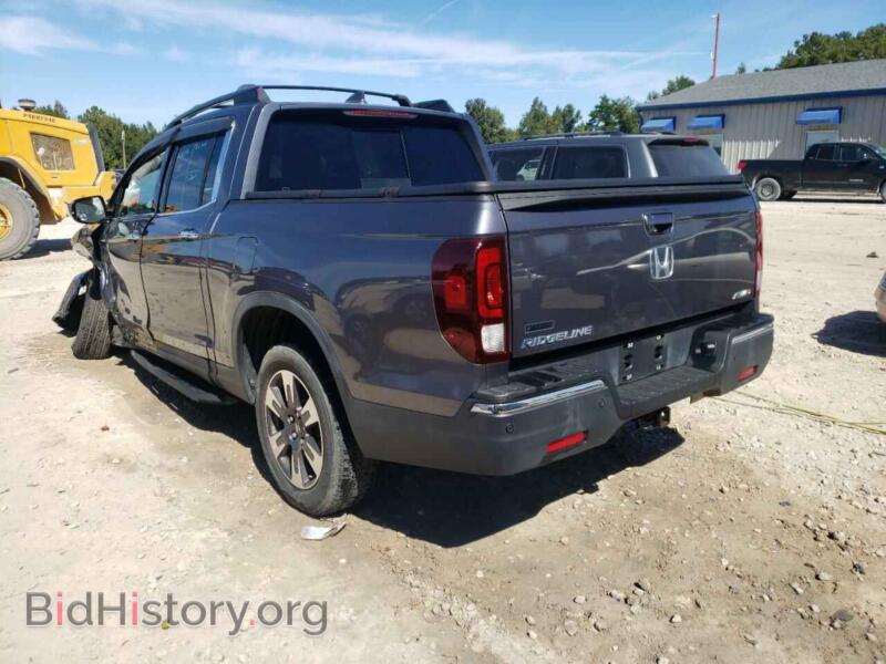 2018 Honda RIDGELINE (VIN 5FPYK3F72JB012177) — photo 3 of 10