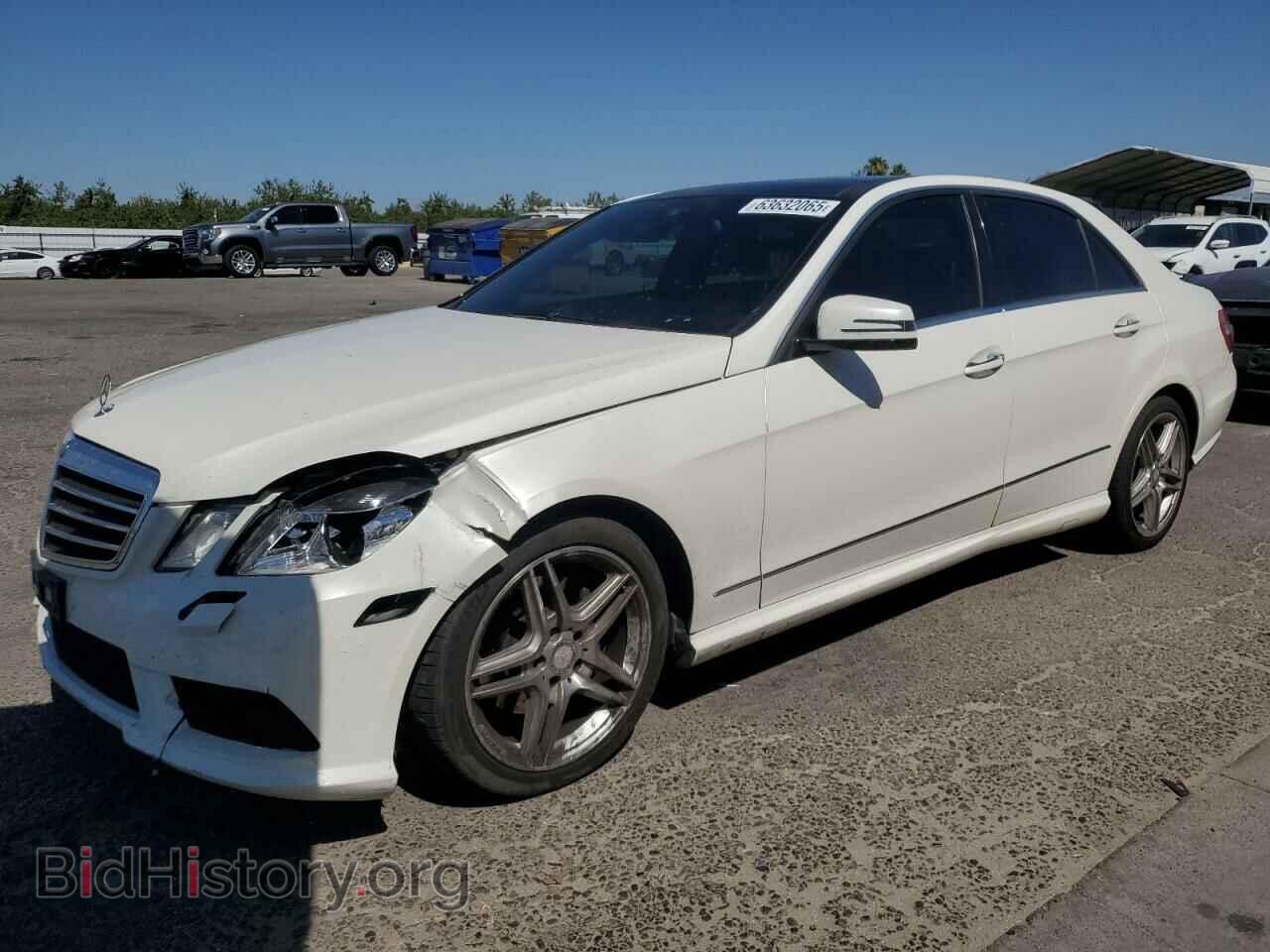 Photo WDDHF5KB7DA662306 - MERCEDES-BENZ E-CLASS 2013