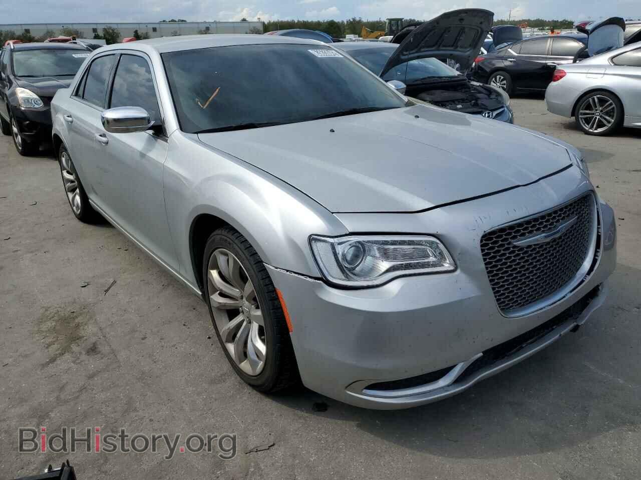 Фотография 2C3CCAAG3KH601640 - CHRYSLER 300 2019
