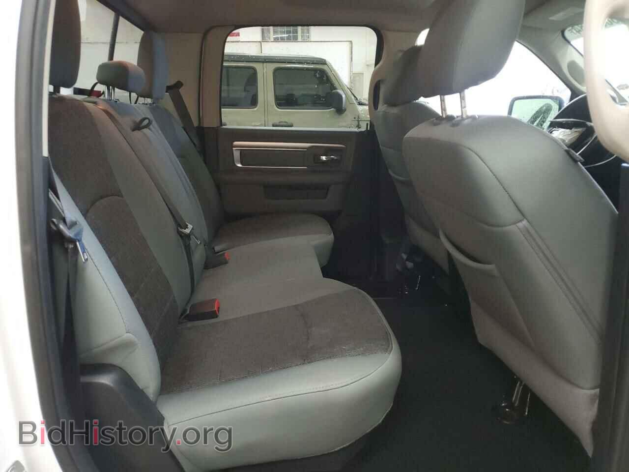 2018 RAM 1500 - VIN: 1C6RR7LT1JS335762 - Фото 10