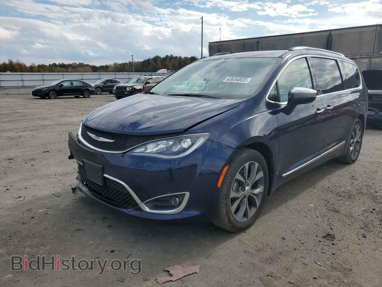 2017 CHRYSLER PACIFICA - VIN: 2C4RC1GG0HR561310 - Photo 2