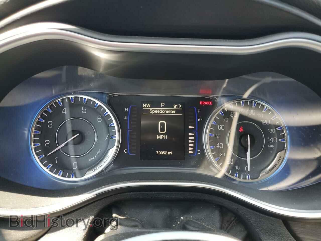 2015 CHRYSLER 200 - VIN: 1C3CCCABXFN676459 - Фото 9
