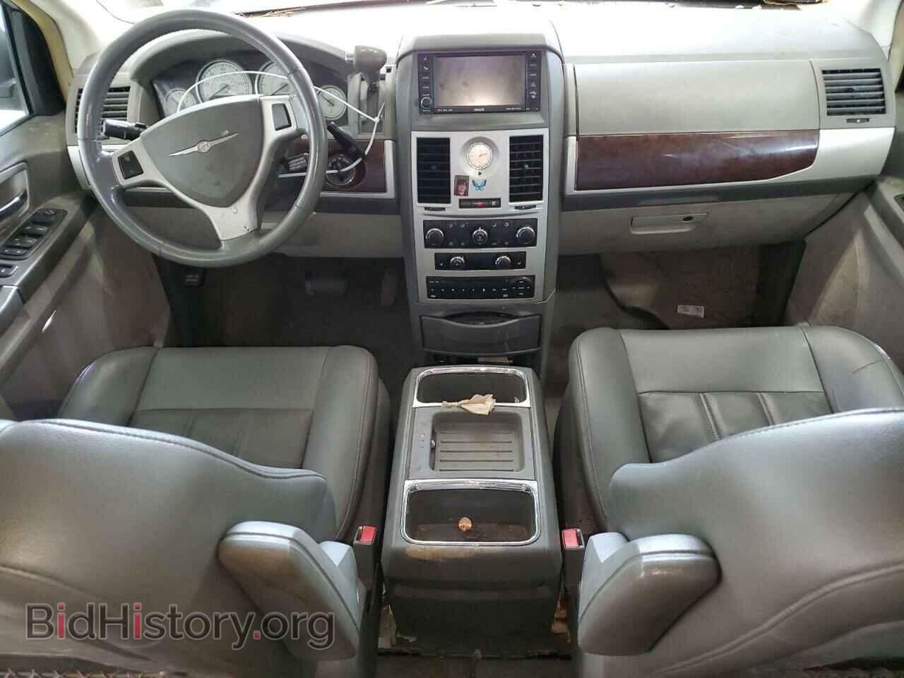 2010 CHRYSLER MINIVAN - VIN: 2A4RR5D16AR351106 - Фото 8