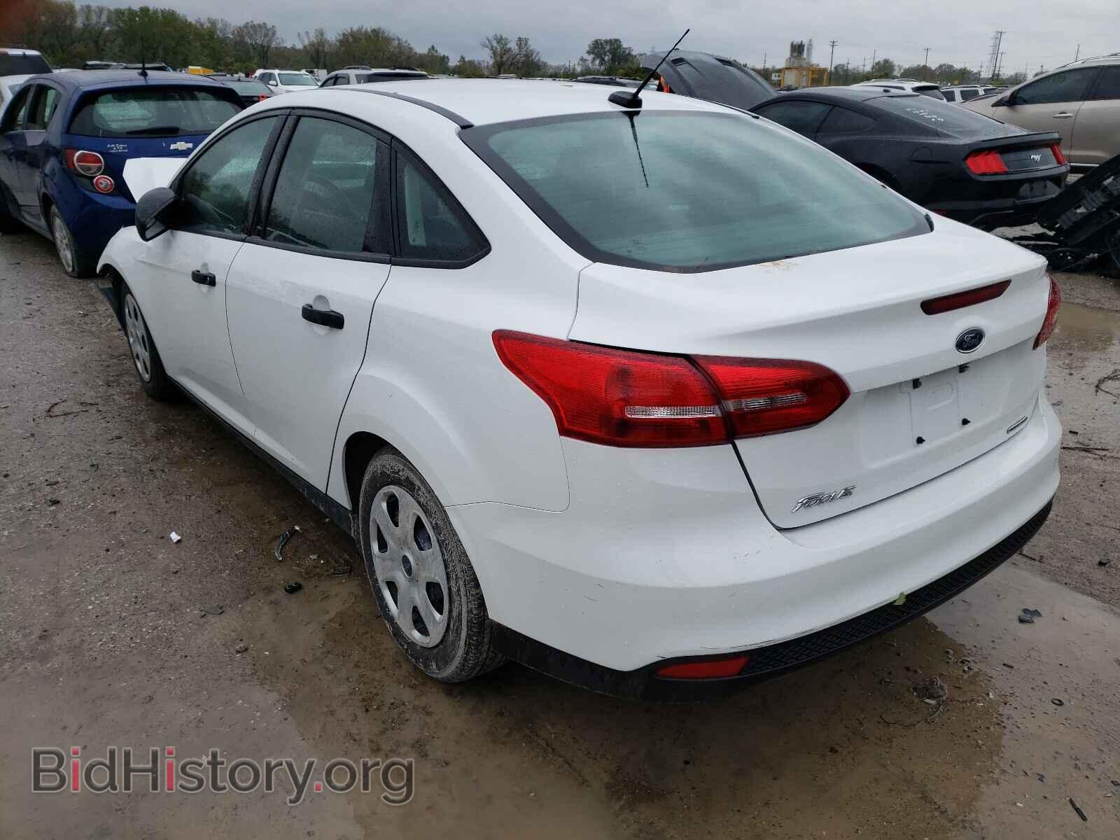 2016 FORD FOCUS - VIN: 1FADP3E27GL387461 - Фото 3