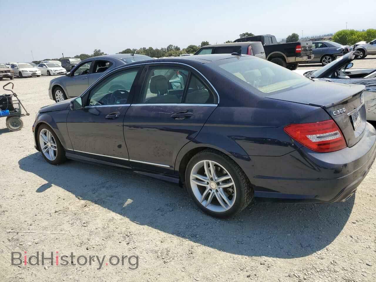 2014 MERCEDES-BENZ C-CLASS - VIN: WDDGF8AB4EA933290 - Фото 2