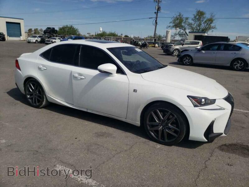 2017 Lexus IS (VIN JTHBA1D26H5059929) — фото 4 из 12