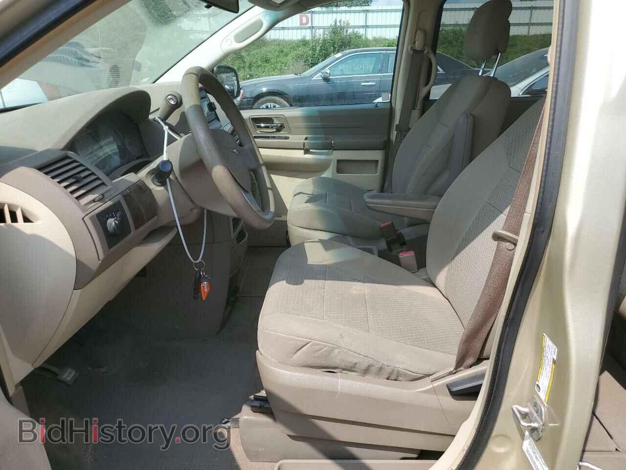 2010 CHRYSLER MINIVAN - VIN: 2A4RR2D16AR392298 - Фото 7