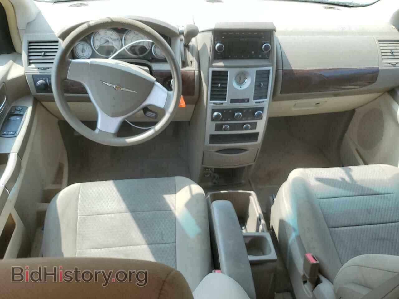 2010 CHRYSLER MINIVAN - VIN: 2A4RR2D16AR392298 - Фото 8