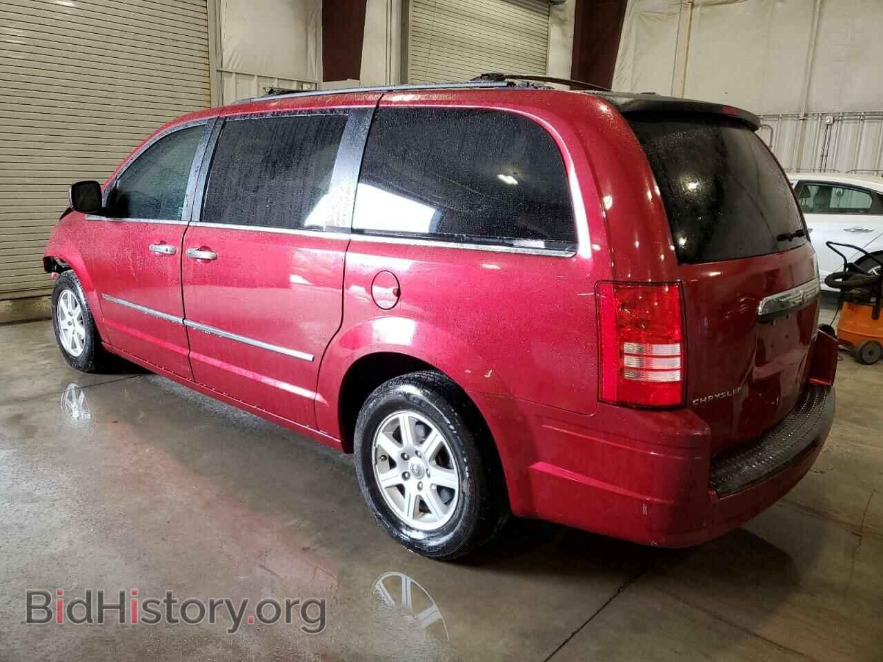 2010 CHRYSLER MINIVAN - VIN: 2A4RR5D13AR357669 - Фото 2