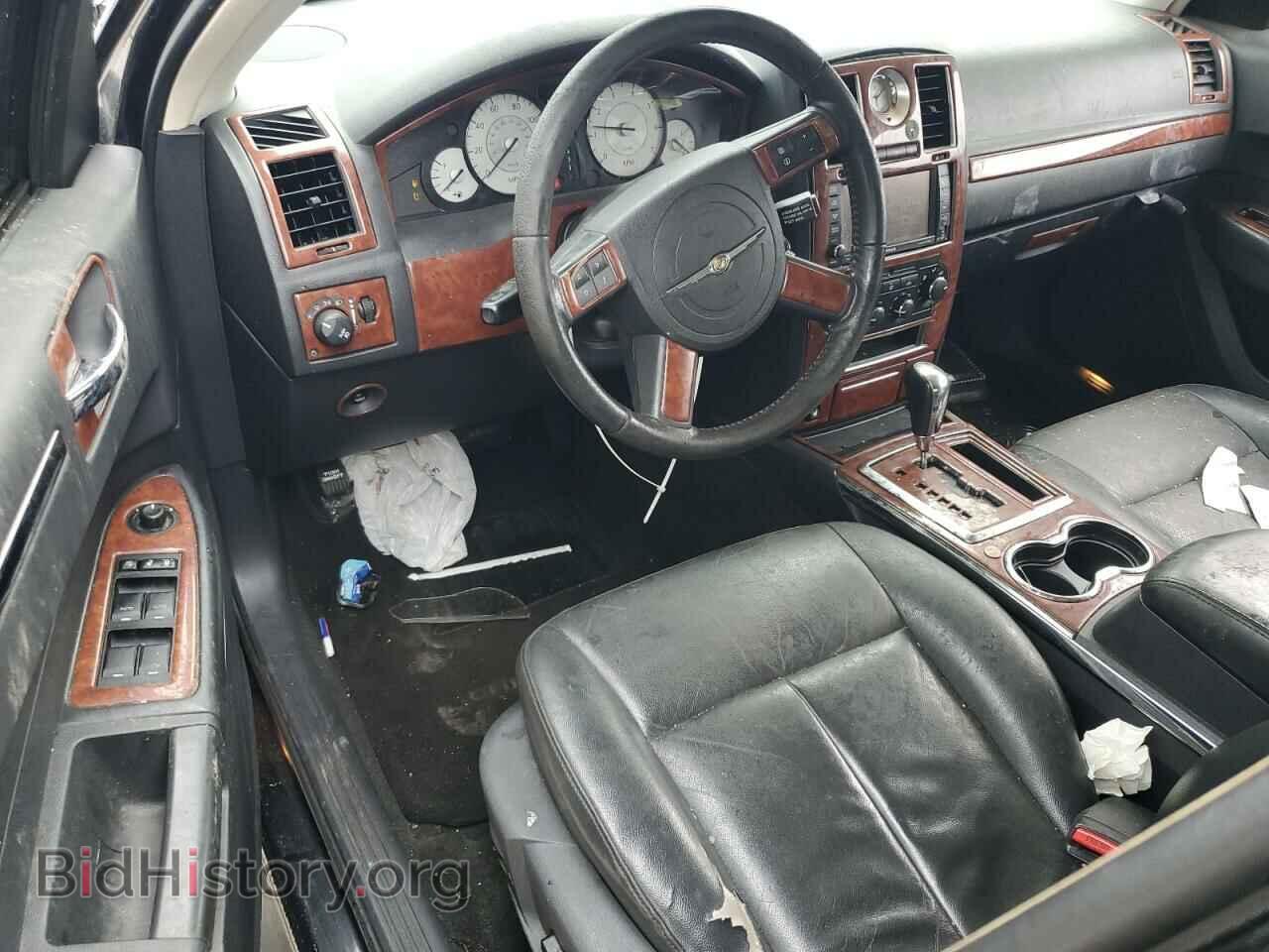 2010 CHRYSLER 300 - VIN: 2C3CA5CV6AH106033 - Фото 8