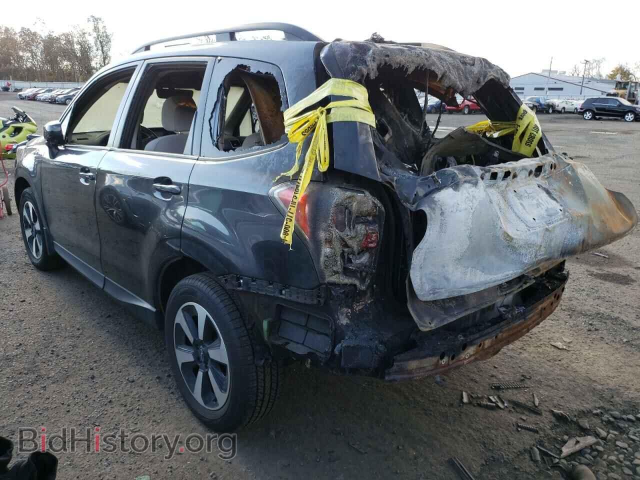 2017 SUBARU FORESTER - VIN: JF2SJAGC9HH462972 - Фото 3