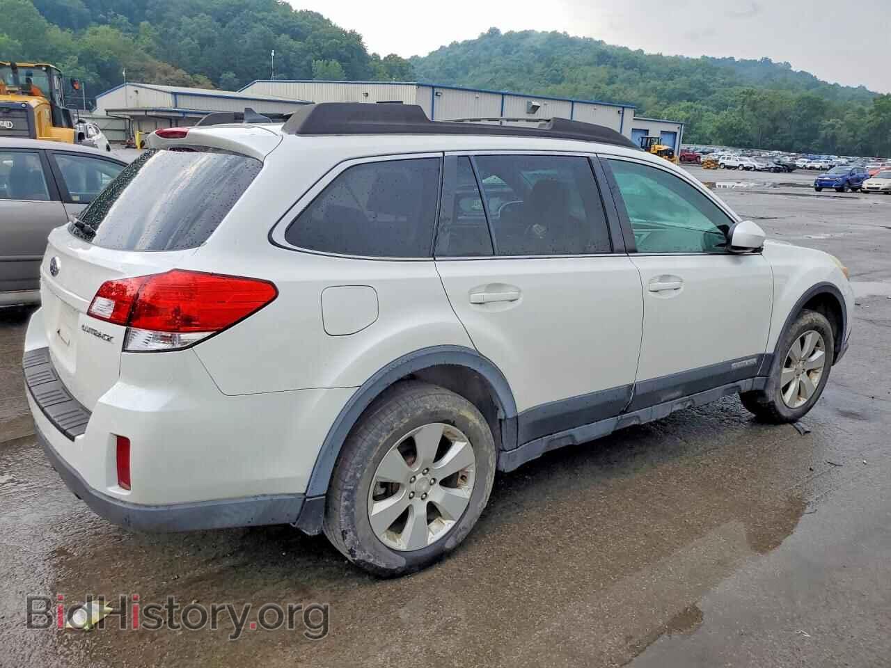 2011 SUBARU OUTBACK - VIN: 4S4BRBKC4B3387019 - Фото 3