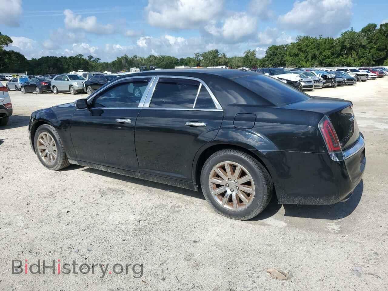 2012 CHRYSLER 300 - VIN: 2C3CCACG3CH167931 - Фото 2