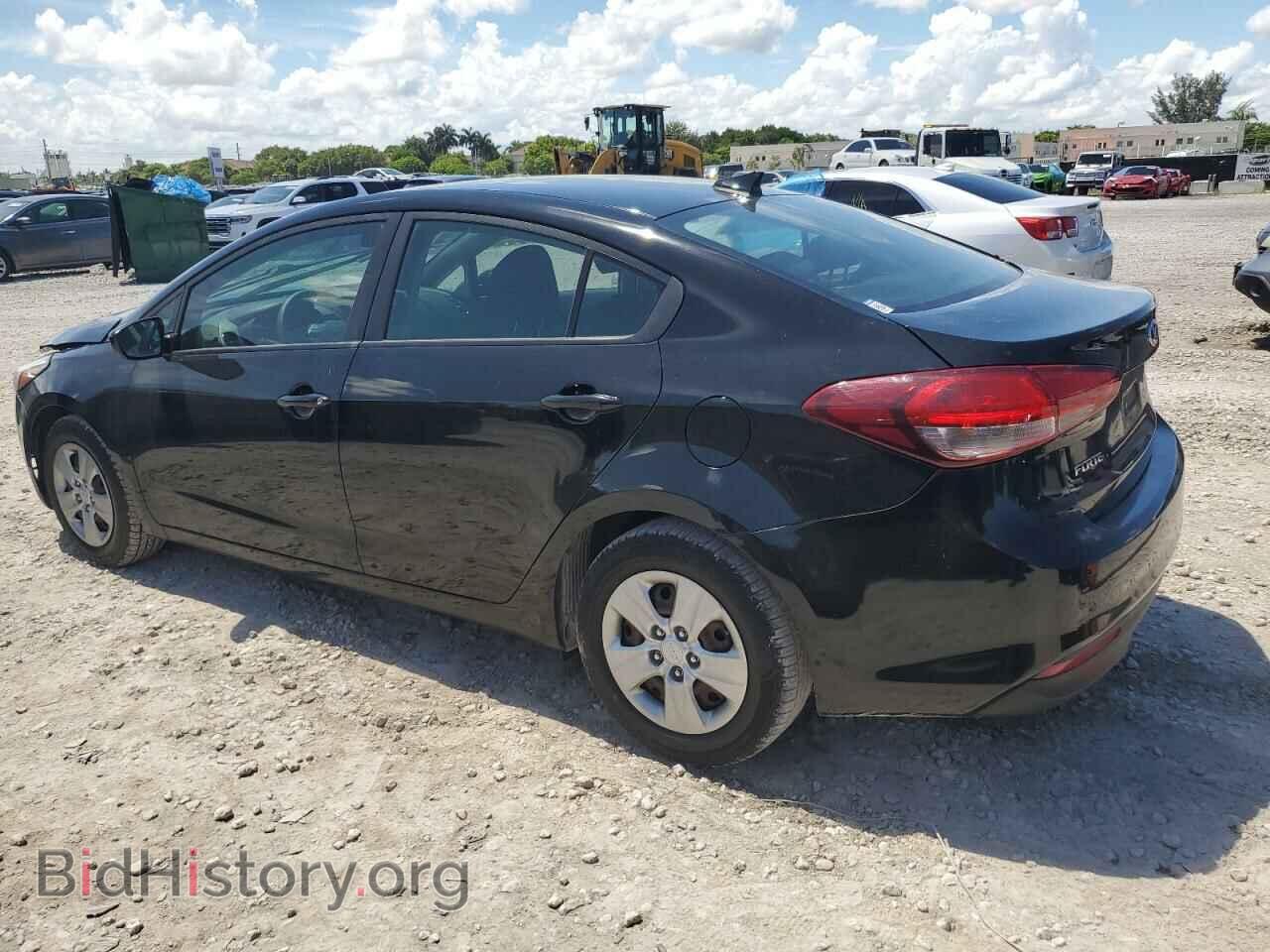2018 KIA FORTE - VIN: 3KPFL4A72JE283899 - Фото 2