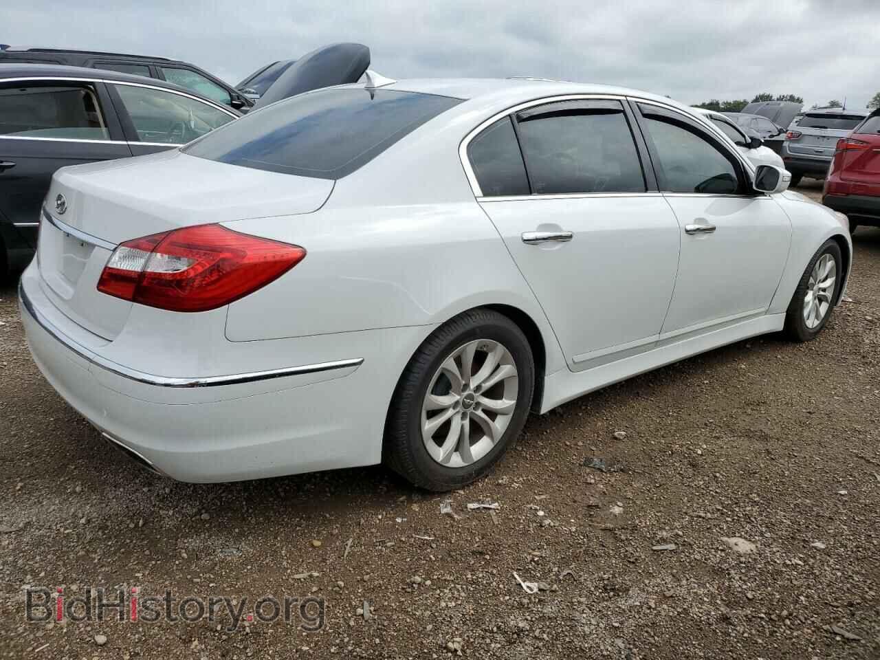 2013 HYUNDAI GENESIS - VIN: KMHGC4DD2DU242437 - Фото 3