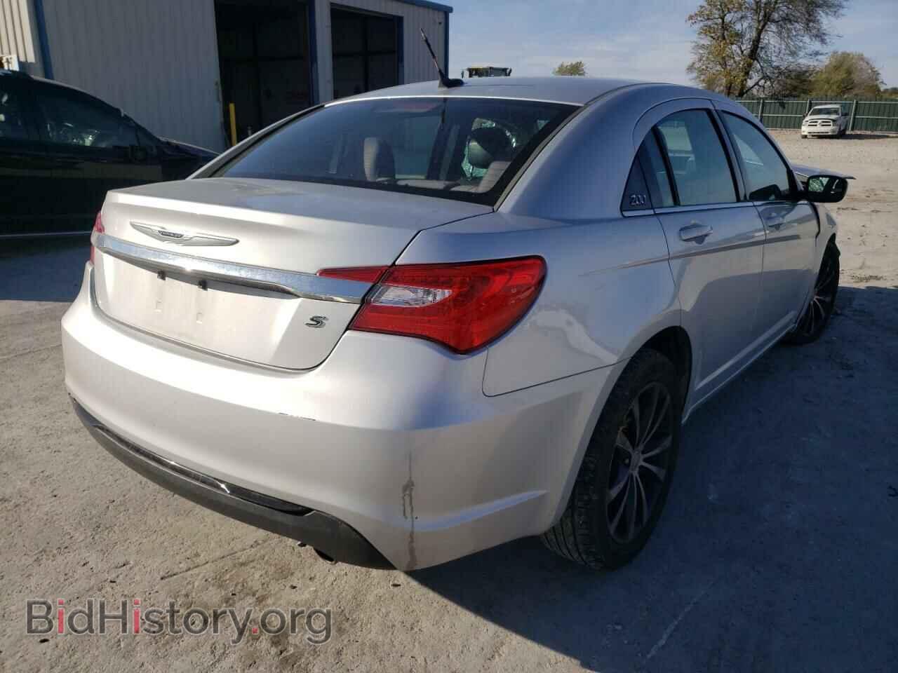 2012 CHRYSLER 200 - VIN: 1C3CCBBG0CN276894 - Фото 4