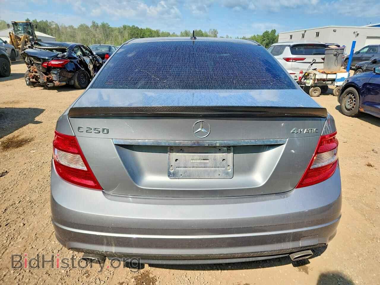 2011 MERCEDES-BENZ C-CLASS - VIN: WDDGF8FB4BF548075 - Photo 6