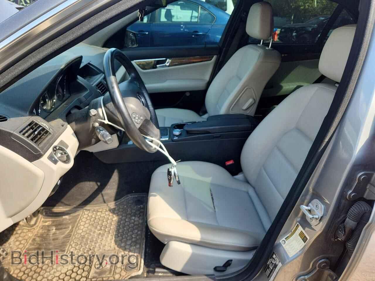 2011 MERCEDES-BENZ C-CLASS - VIN: WDDGF8FB4BF548075 - Photo 7