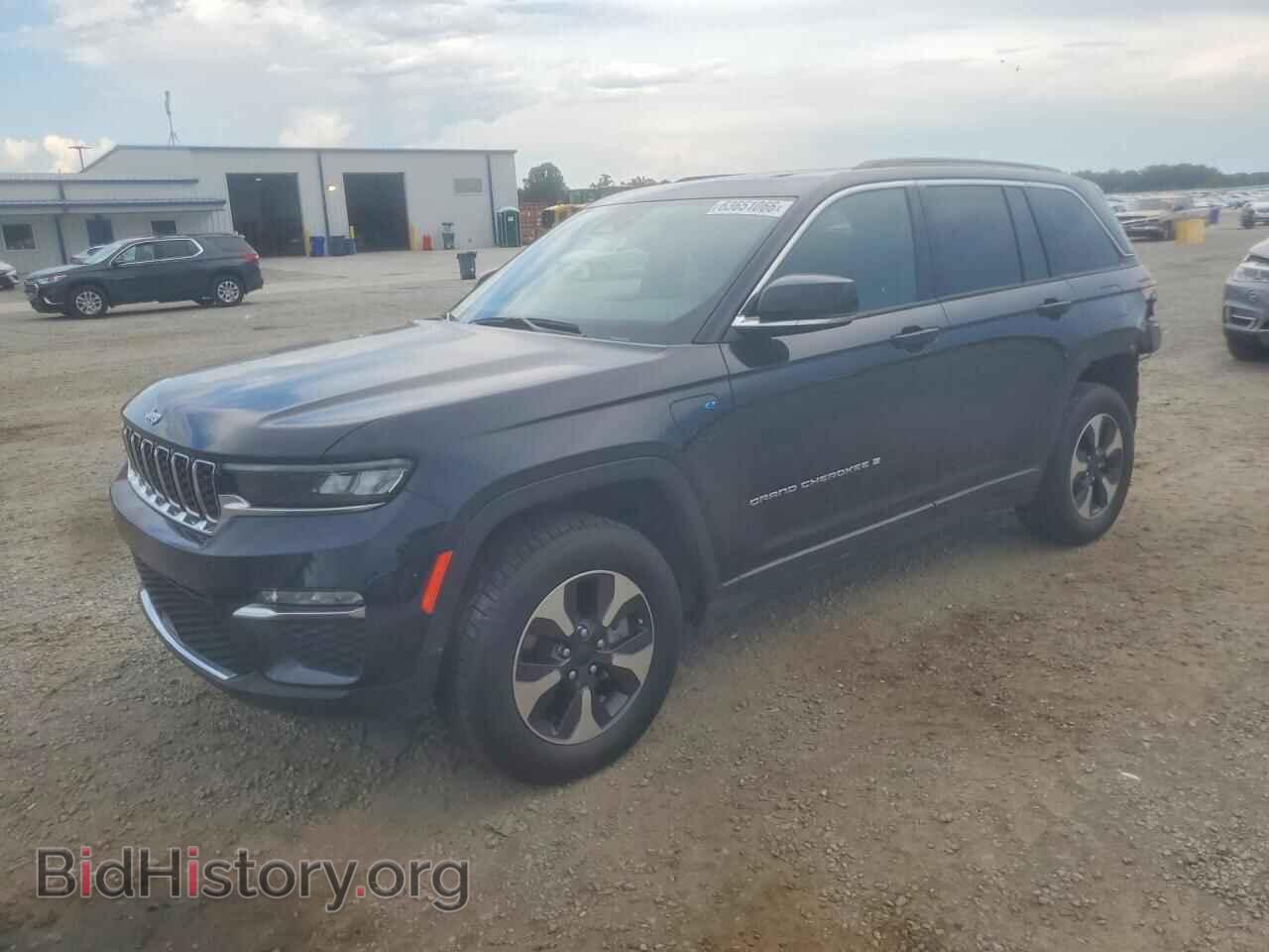 Фотография 1C4RJYB62RC125212 - JEEP CHEROKEE 2024