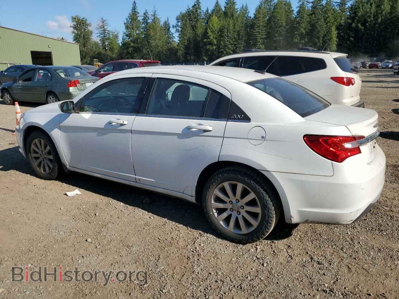 2013 CHRYSLER 200 - VIN: 1C3CCBBB4DN501064 - Фото 2