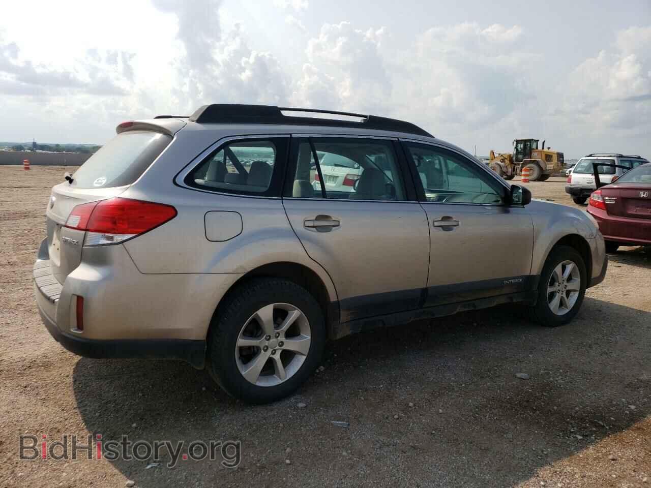 2014 SUBARU OUTBACK - VIN: 4S4BRCAC4E3256412 - Фото 3