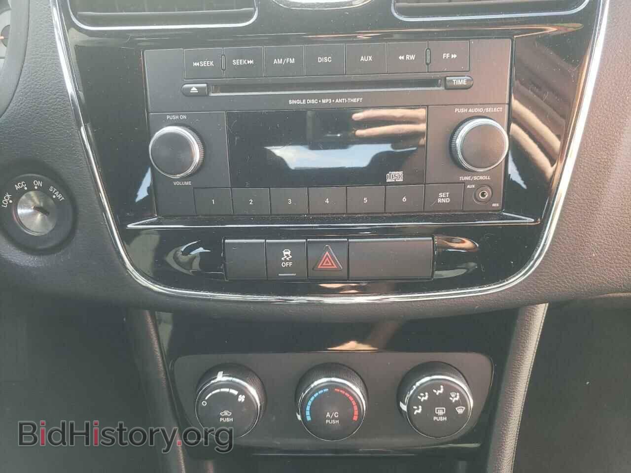 2012 CHRYSLER 200 - VIN: 1C3CCBAB0CN149780 - Фото 9