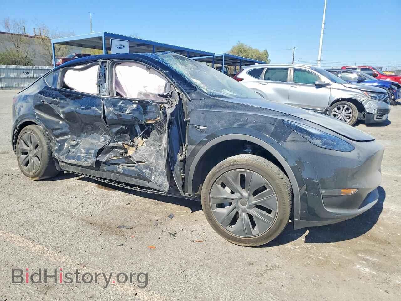 2024 TESLA MODEL Y - VIN: 7SAYGDEE5RF201212 - Photo 4