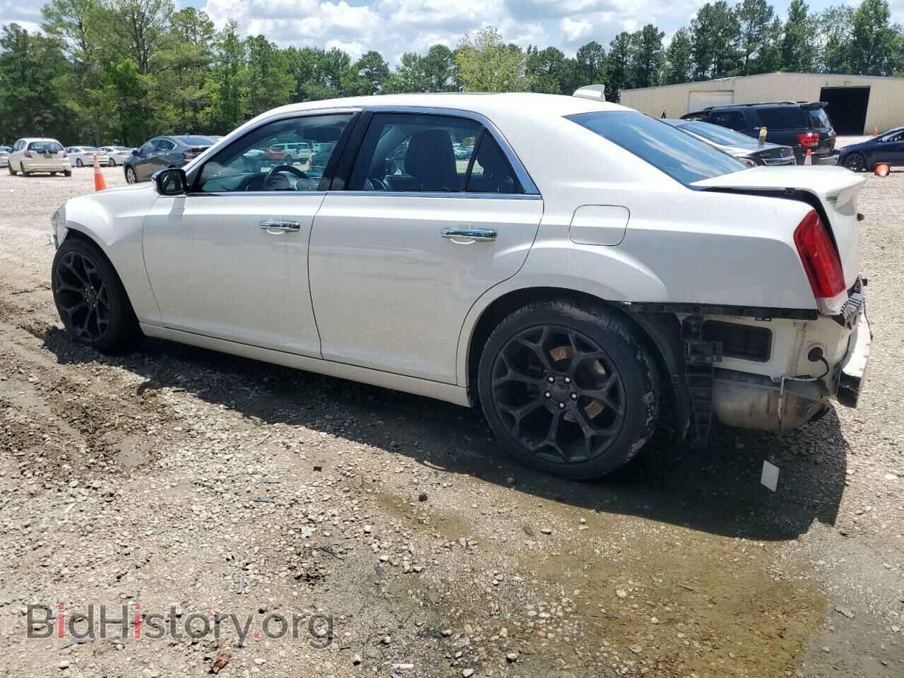 2017 CHRYSLER 300 - VIN: 2C3CCAEG2HH570089 - Фото 2