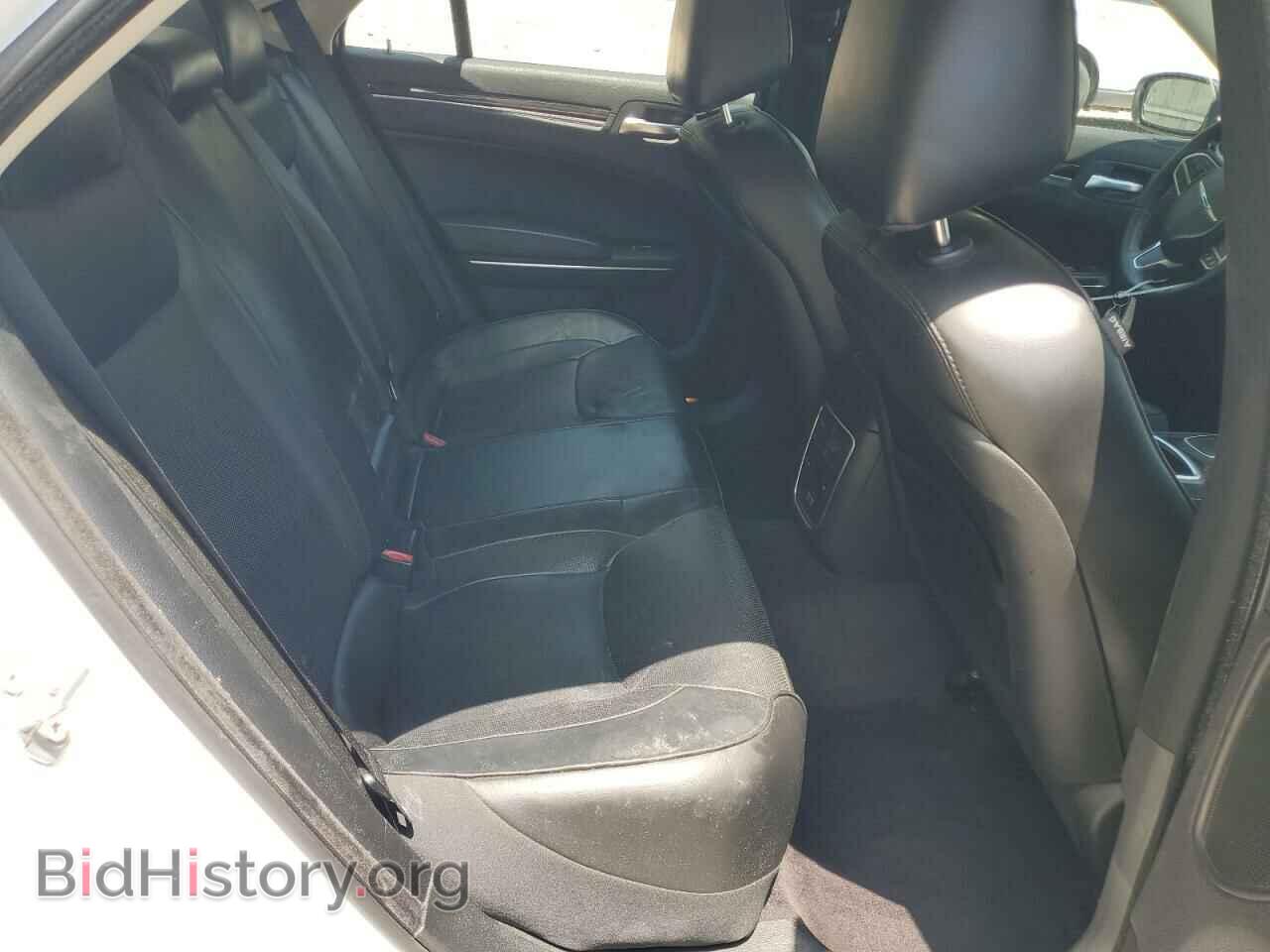 2017 CHRYSLER 300 - VIN: 2C3CCAEG2HH570089 - Фото 10
