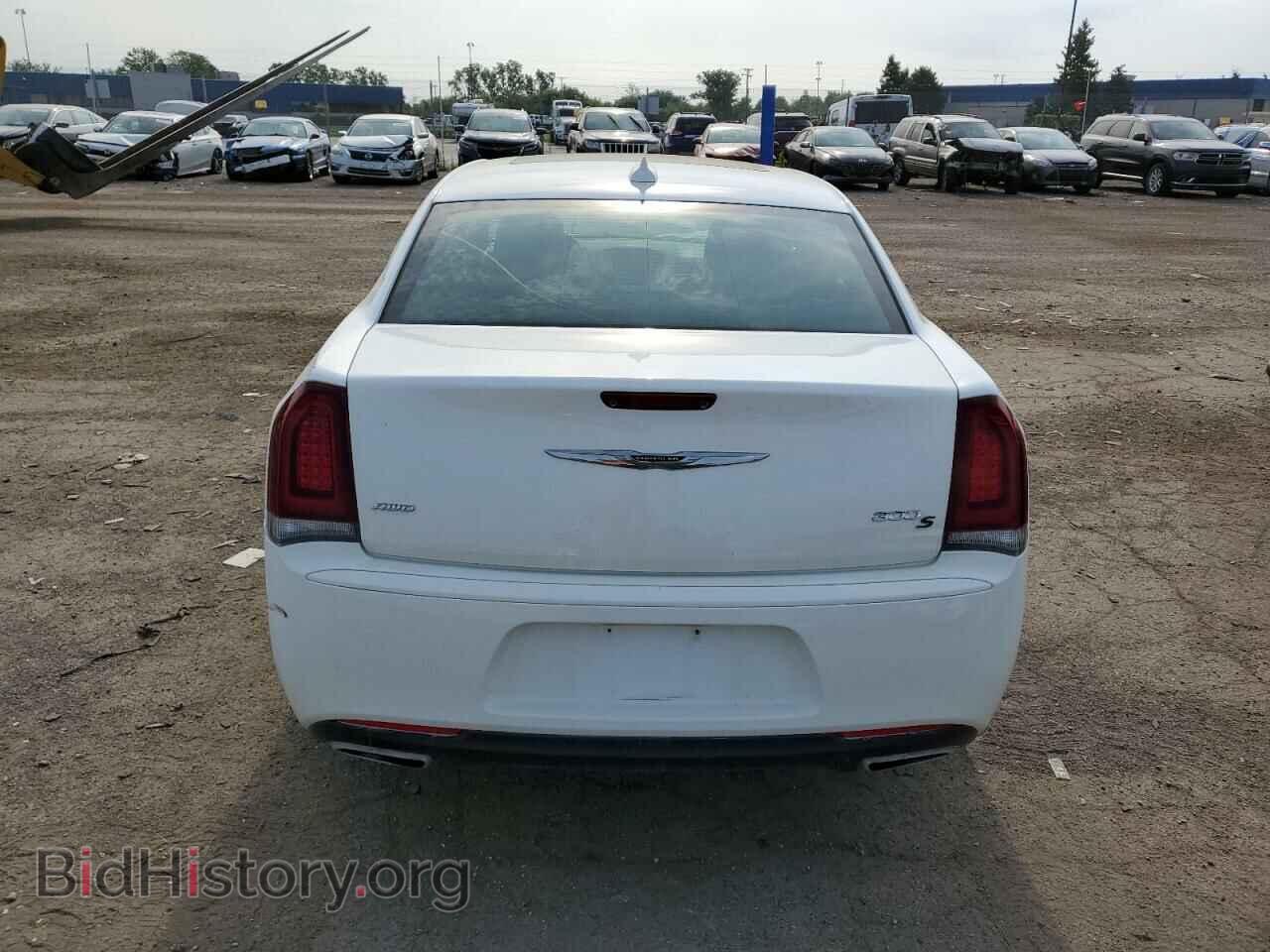 2017 CHRYSLER 300 - VIN: 2C3CCAGG0HH647975 - Фото 6
