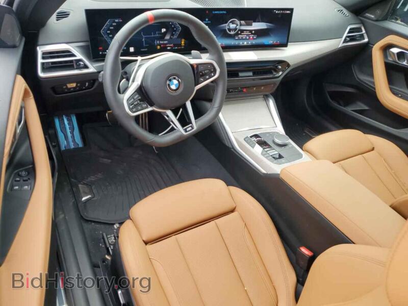 2025 BMW M2 (VIN 3MW53CM09S8F03945) — фото 8 из 12
