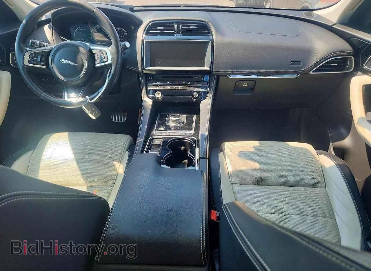2017 JAGUAR F-PACE - VIN: SADCL2BV6HA048024 - Photo 8
