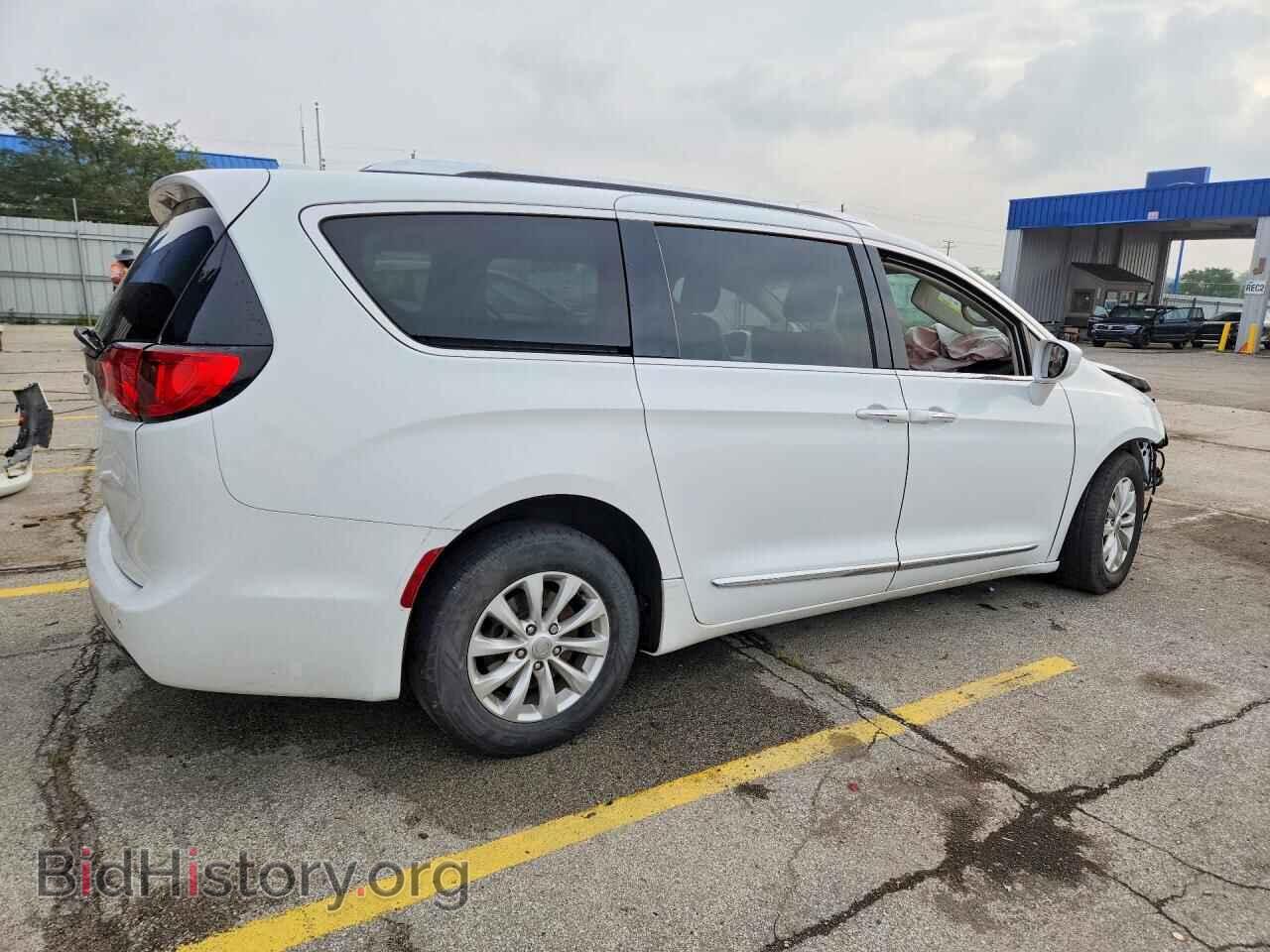 2018 CHRYSLER PACIFICA - VIN: 2C4RC1EG0JR317391 - Photo 3